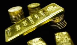 Giá vàng hôm nay 25/7: Vàng thế giới quay đầu trượt dốc