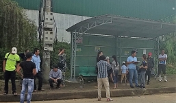 Nhiều người Việt về nước tránh lũ sau sự cố vỡ đập thủy điện tại Lào