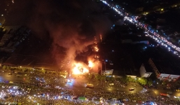 Toàn cảnh đám cháy ngùn ngụt chợ Gạo ở thành phố Hưng Yên nhìn từ trên cao