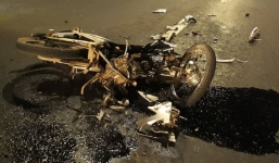 TP HCM: Chạy vào làn xe ô tô, thanh niên nguy kịch vì bị container kéo lê trên đường