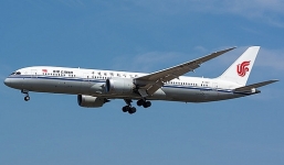 Máy bay Trung Quốc hạ cánh khẩn cấp sau khi nhận báo động bom giả