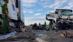 Vụ tai nạn thảm khốc xe đón dâu, 13 người tử vong: Tài xế xe khách buồn ngủ?