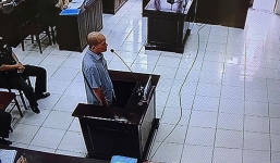 Cựu Thượng tá Đinh Ngọc Hệ (tức Út “trọc”) khai nhờ anh em xã hội mua bằng giả