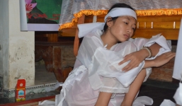 Vụ tai nạn 13 người chết: Cuộc điện thoại lúc rạng sáng báo tin '4 chị em giờ đã mồ côi'