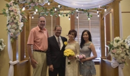 Ca sĩ Ngọc Anh tổ chức đám cưới với chồng Tây