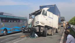 Tai nạn liên hoàn trên cao tốc TP HCM-Long Thành, kẹt xe nghiêm trọng trong buổi sáng