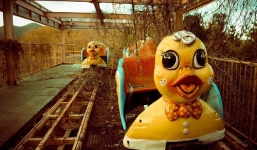 Công viên giải trí bỏ hoang ở Hàn Quốc: Đóng cửa sau 2 tai nạn chết người, hiện trường thảm khốc vẫn nguyên vẹn đến hôm nay