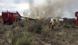 Rơi máy bay chở 101 người ở Mexico