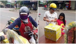 Người đi đường ở Quảng Trị quyên tiền ủng hộ nạn nhân vụ tai nạn xe rước dâu