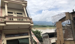 Đã tìm ra nguyên nhân sụt lún nhà xuống sông Đà ở Hoà Bình