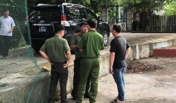 Khám xét nơi ở của hiệu phó vừa bị khởi tố trong vụ sai phạm điểm thi ở Hòa Bình