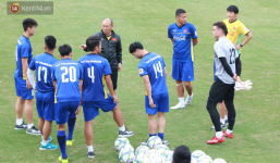 U23 Việt Nam vs U23 Oman: HLV Park Hang Seo sẽ thay cả đội hình?