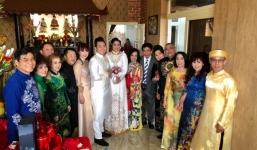 Hụt dự lễ cưới tại Mỹ, NSND Hồng Vân rạng rỡ trong đám cưới con gái ở Việt Nam