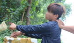 Thiếu niên 15 tuổi mang súng nhựa đi cướp ngân hàng, bỏ chạy vì tiếng hét của nhân viên