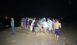 Vừa đỗ đại học, 3 học sinh 18 tuổi bị chết đuối khi tắm biển