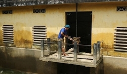 Ngập úng ở huyện Chương Mỹ: Nước rút chậm vì trạm bơm tê liệt nhiều ngày