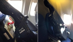 Mang cả cây đàn lên máy bay, nữ hành khách bị đuổi xuống không thương tiếc