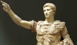 Tìm ra bí mật khiến các hoàng đế La Mã bị ám sát - không thể ngờ nó cực gần gũi