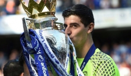 Găng tay vàng World Cup 2018 viết tâm thư xúc động tri ân Chelsea nhưng xóa bỏ ngay sau khi đăng lên