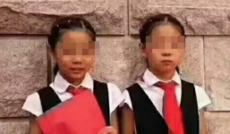 Sự trừng phạt đau đớn nhất cuộc đời người mẹ: Vì mải xem điện thoại mà hai con gái sinh đôi mất mạng trong chớp mắt