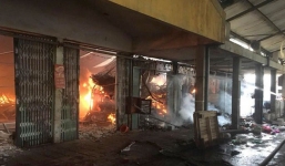 Lộ hàng loạt sai phạm sau vụ cháy chợ Sóc Sơn thiêu rụi 47 tỷ đồng