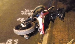 Xe máy tông trực diện xe tải, 2 người tử vong