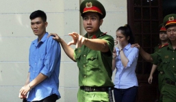 Nữ cán bộ hải quan Tân Sơn Nhất 'tiếp tay' lô hàng lậu 9 tỷ đồng