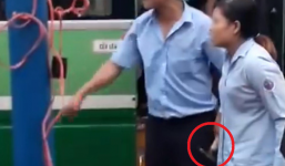 TP.HCM: Hai xe bus va chạm giao thông, nhân viên định lấy búa để giải quyết với đồng nghiệp
