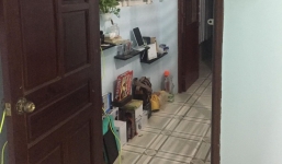 Tích cóp mãi mới mua được nhà, dâu trẻ đau đầu vì anh chị chồng cứ đòi mượn sổ đỏ, từ chối thì bị chửi bới