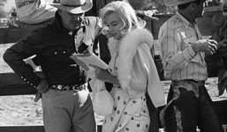 Cảnh nóng đầu tiên của Marilyn Monroe được hé lộ sau hơn nửa thế kỷ