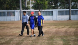 HLV Park Hang-seo: Từ bốc thăm đến sân tập, chủ nhà Indonesia đều 'có vấn đề'