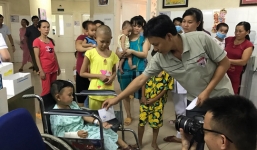 Hai bé sống sót trong tai nạn xe rước dâu được hỗ trợ gần 5 tỷ đồng