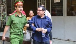 Hoãn xử vụ logo “xe vua” do luật sư bận tham gia phúc cung cựu tướng Phan Văn Vĩnh