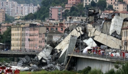 Toàn cảnh thảm kịch sập cầu kinh hoàng  ở Italia khiến 35 người tử vong