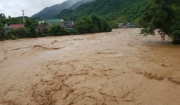 Nghệ An: Hai dì cháu tử vong do nước lũ cuốn trôi