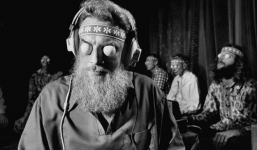 Nhằm lấy 4358 tập tài liệu về 'điều khiển trí óc' tuyệt mật từ CIA, nhà nghiên cứu độc lập gây quỹ xin tiền cộng đồng mạng