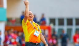 HLV Park Hang-seo: Đừng chỉ trích chúng tôi vô lý như thế