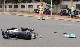 Nữ sinh cấp 3 chở em đi nhập học bị xe cán tử vong