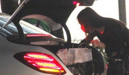 HOT: Nhã Phương lần đầu lộ diện sau khi xác nhận đám cưới với Trường Giang