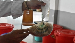 Bên trong quán cơm tấm nổi tiếng bị phát hiện sử dụng nguyên liệu “lạ” ở Sài Gòn