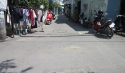 Vừa ra tù, chồng truy sát vợ tử vong, đâm trọng thương anh vợ