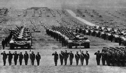 Những hình ảnh ấn tượng về cuộc tập trận lớn nhất lịch sử Liên Xô