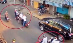 Người đàn ông đang đi xe máy bị cướp quật ngã lấy xe giữa đường
