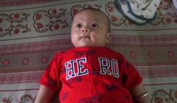 Phát hiện bé trai bị bỏ rơi bên đường ở Đồng Nai