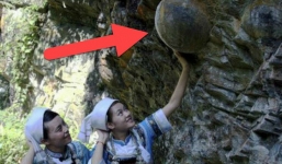 Bí ẩn vách đá biết 'đẻ trứng' ở Trung Quốc, cứ 30 năm lại sản sinh một lần