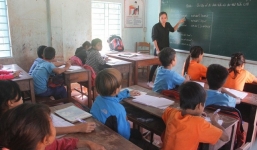 Quảng Trị cần hơn 500 phòng học, Quảng Ngãi thiếu trầm trọng giáo viên