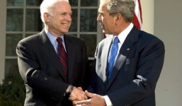 Hai cựu tổng thống Mỹ được đề nghị đọc điếu văn trong lễ tang ông John McCain