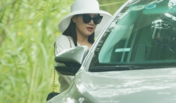 Lộ ảnh Trường Giang đưa Nhã Phương về quê thắp hương tổ tiên