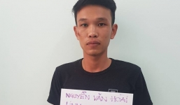 Bị bạn gái chê nghèo và ít học, nam thanh niên tung nhát dao chí mạng