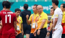 HLV Park Hang-seo phát hiện Son Heung Min rình rập 'nghe lén' khi ông chỉ đạo Olympic Việt Nam